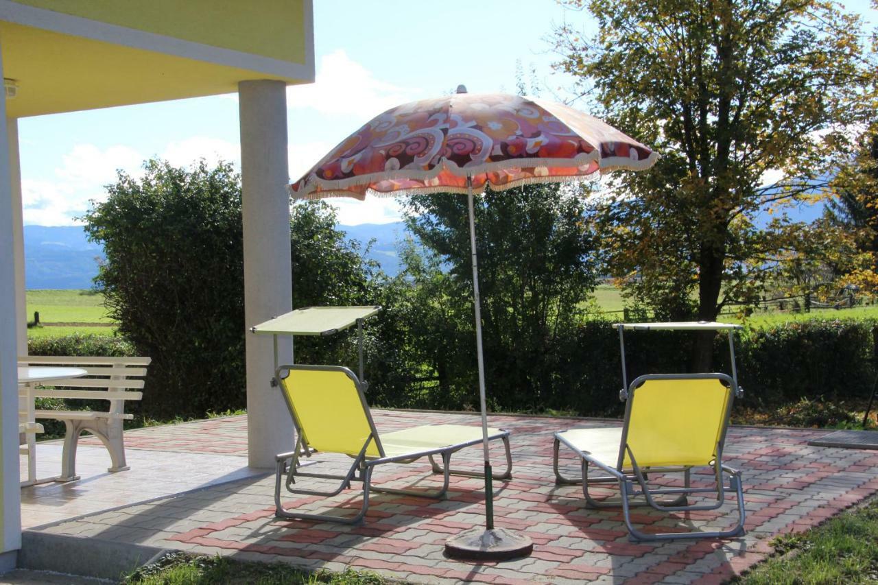 Narrenhaus Villa Fohnsdorf Bagian luar foto